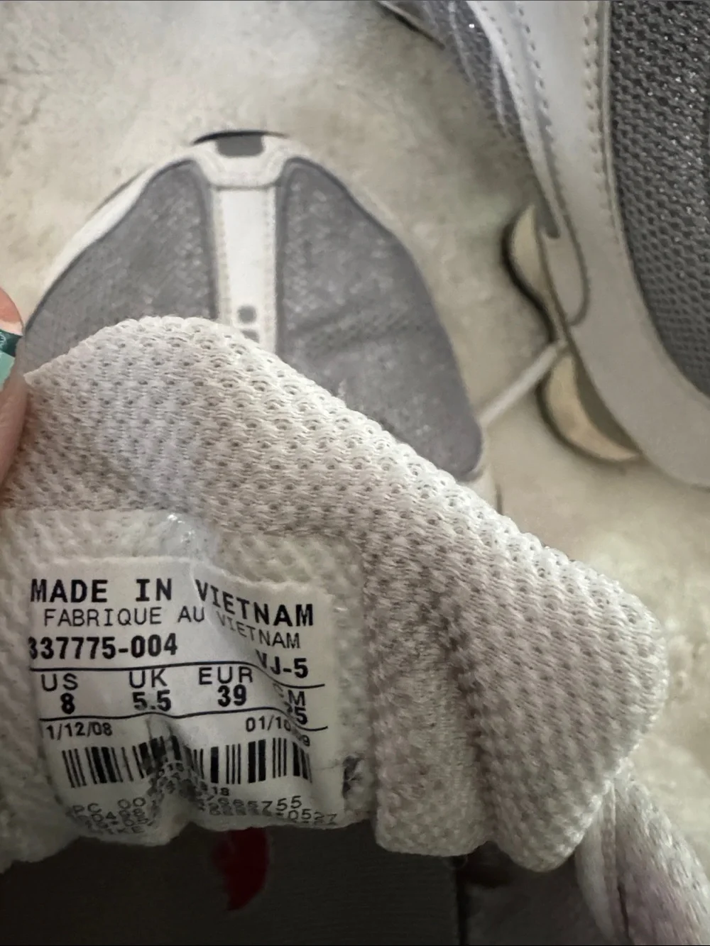 Woman’s Nike shox